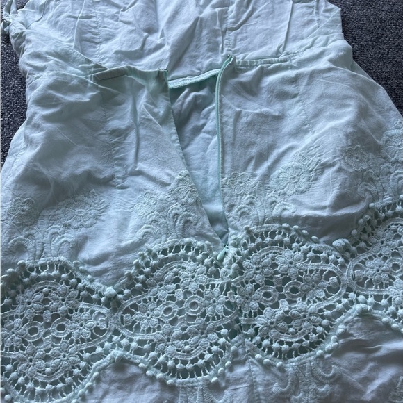 Mint green backless mini dress
Brand: from 1861 (boutique in MTL)
Size fit XS/S - Picture 6 of 11